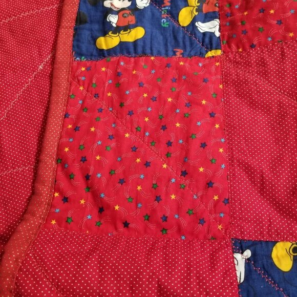 vtg handmade mickey mouse quilt blanket throw crib 36x51" red - Picture 11 of 14